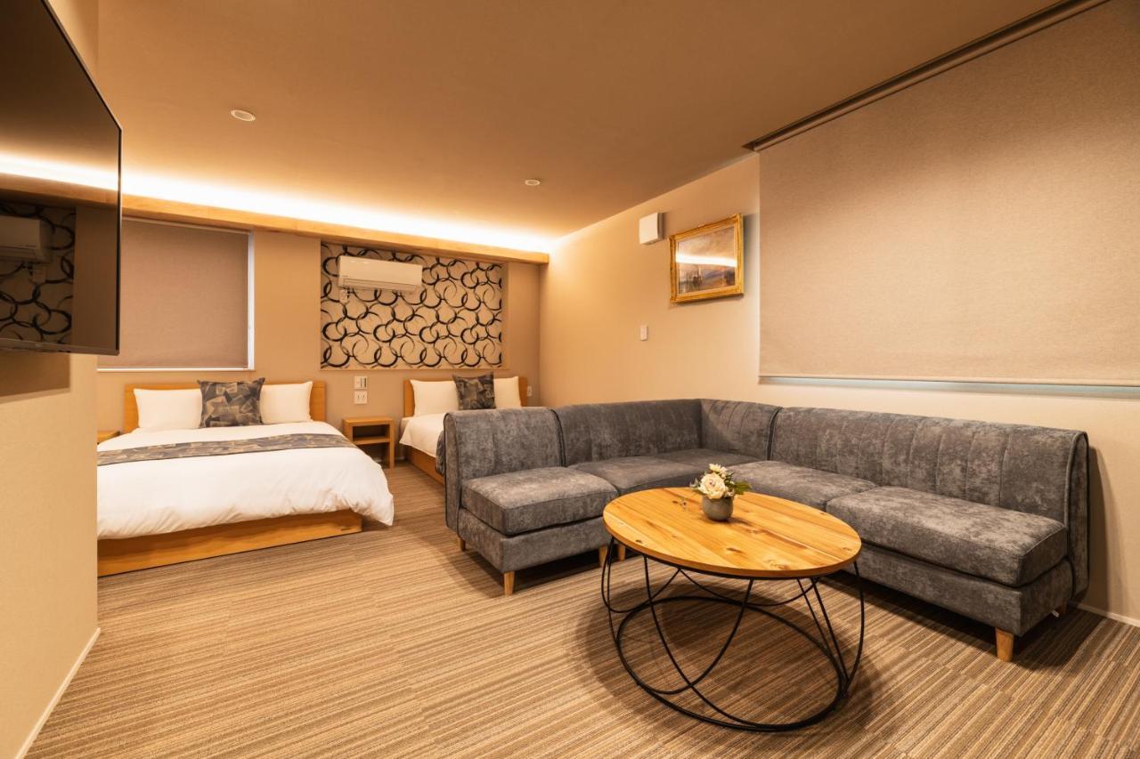 Grand Base Urakami Aparthotel Nagasaki Bagian luar foto